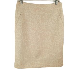 Old Navy textured floral print skirt size 8